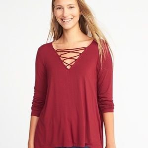 🔴 3/$15 🔴
Old Navy lace up long sleeve shirt